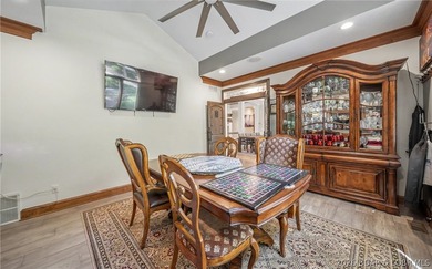 Welcome to refined luxury living in the prestigious Porto Cima - photo 8