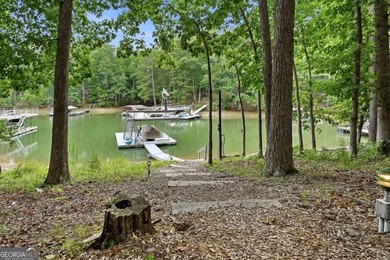 LAKE LANIER LIVING AT ITS FINEST! This beautifully renovated - photo 8
