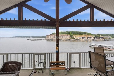 Rare opportunity to own a top-floor condo at Horizons - photo 1