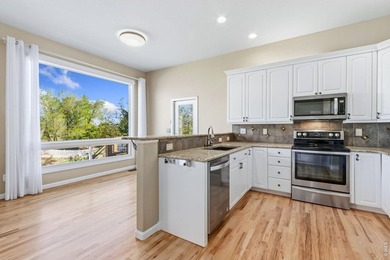 Welcome to this beautifully maintained ranch-style home tucked - photo 11
