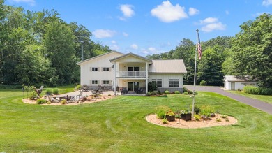 Discover a one-of-a-kind Sauk County Barndominium offering over - photo 12