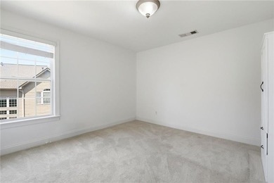 NEW FLOORING!! NEW CARPET!! Welcome to a beautifully maintained - photo 14