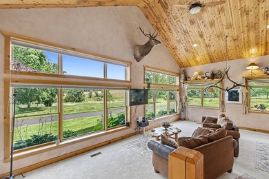 Discover a one-of-a-kind Sauk County Barndominium offering over - photo 16