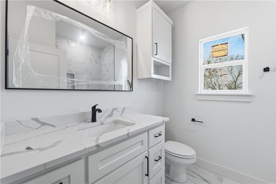 Bright, modern 2,215 sq ft home on Waterside Lane with seasonal - photo 31