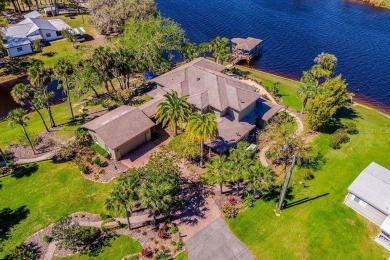 Lake Home For Sale in Geneva, Florida