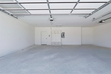 Bright, modern 2,215 sq ft home on Waterside Lane with seasonal - photo 38