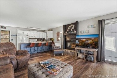 Lake life is easy at Southwood Shores! This 2 bedroom, 2 - photo 5