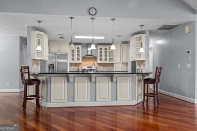 Welcome to Copper Creek, where spacious living and thoughtful - photo 8