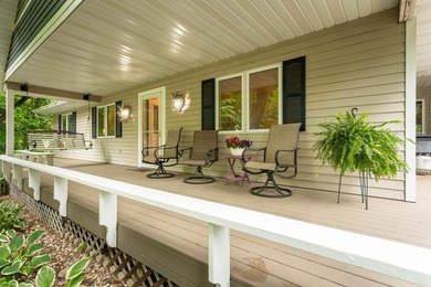 Welcome to your dream Lake Ida home, where breathtaking views - photo 6