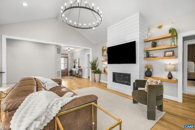 Nearly new custom home tucked away at the end of a cul-de-sac in - photo 14