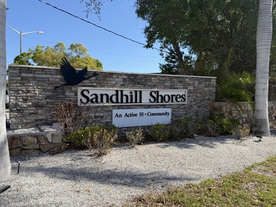 Beautiful 3-bedroom, 2-bath home sits in the popular 55+ - photo 19