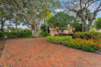 (private lake, pond, creek) Home For Sale in Jupiter Florida
