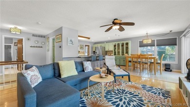 Lakefront living with a gentle walk to the water, deep water - photo 7