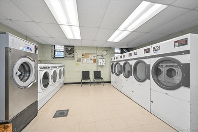 Welcome to Unit 5E at Greenwood Arms, 85-10 151st Avenue - a - photo 11