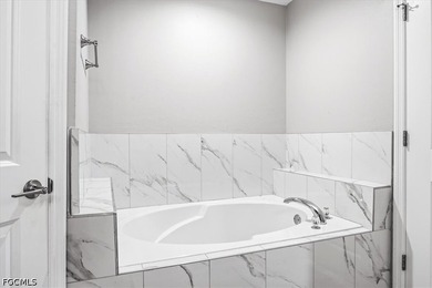 Welcome to this beautifully updated home where modern finishes - photo 20