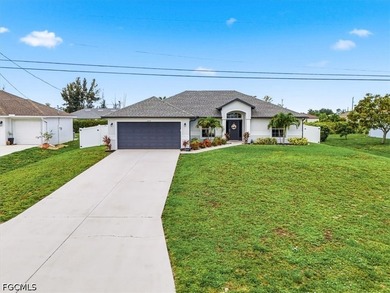 Welcome to this beautifully updated home where modern finishes - photo 33