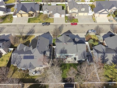 ***This property stands out with rare RV parking COMPLETE WITH - photo 42