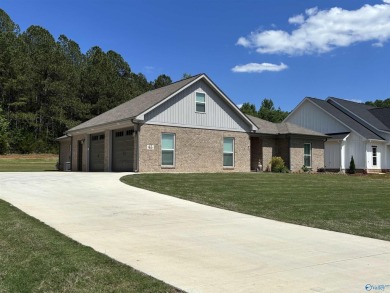 Lake Home For Sale in Scottsboro, Alabama