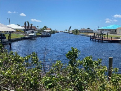 Cape Coral Lakes Area Lot For Sale in Cape Coral Florida