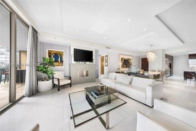 Rarely available oceanfront residence at the most sought-after - photo 3