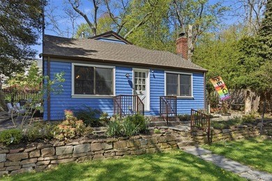 Set in the heart of Stony Brook Village, this charming two - photo 2