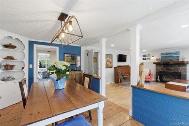 Set in the heart of Stony Brook Village, this charming two - photo 5