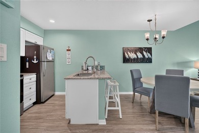 Prestigious Key Allegro Waterfront Condo - Turnkey Investment & - photo 11