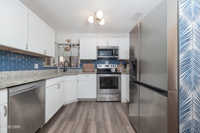 TRANQUIL, ONE-OF-A-KIND POOL HOME! This inviting 4-bedroom - photo 11