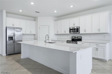 Welcome to Timber Creek! This beautifully maintained 3-bedroom - photo 12