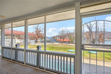 Welcome to your private lake-view retreat at 33268 Greenwood Rd! - photo 7