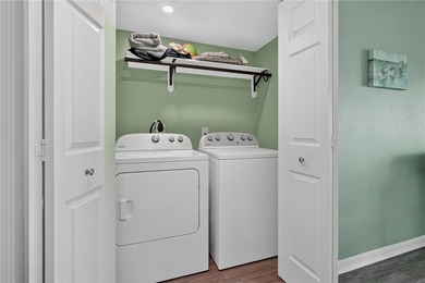 Prestigious Key Allegro Waterfront Condo - Turnkey Investment & - photo 17