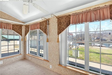 Welcome to your private lake-view retreat at 33268 Greenwood Rd! - photo 8