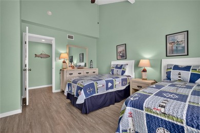 Prestigious Key Allegro Waterfront Condo - Turnkey Investment & - photo 19