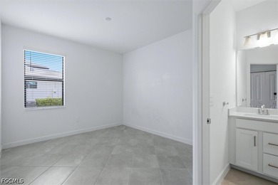 Welcome to Timber Creek! This beautifully maintained 3-bedroom - photo 20