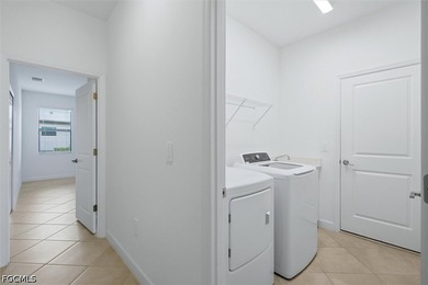 Welcome to Timber Creek! This beautifully maintained 3-bedroom - photo 26