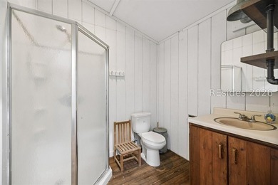 This is your opportunity to claim your own private retreat at - photo 38