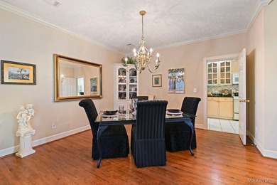 TOWNE LAKE GOLF COURSE BEAUTY! Don't miss this beautifully - photo 4