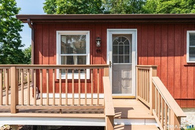 Welcome home to this bright and inviting 3-bedroom, 2-full-bath - photo 8