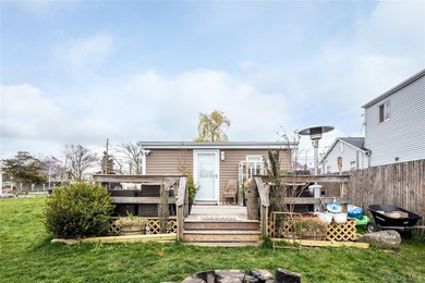 Welcome to 24 Blue Point Road! a beautifully updated ranch - photo 4