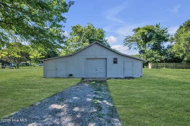 Discover the perfect blend of modern updates and small-town - photo 12