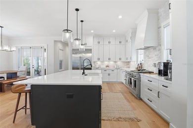 Virtually Staged. Modern Luxury in the Heart of Winter Garden's - photo 12