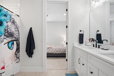 Virtually Staged. Modern Luxury in the Heart of Winter Garden's - photo 37