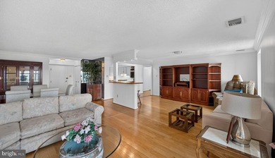 Fabulous 11th floor Condo in Valley Forge Towers offering Resort - photo 5