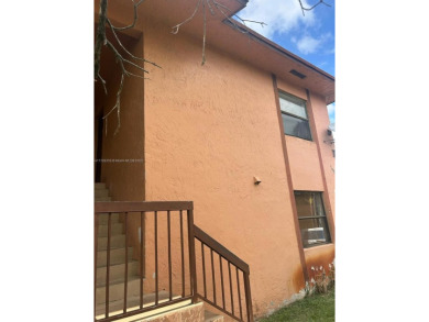 Lake Condo For Sale in Hialeah, Florida