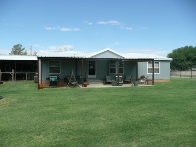 Lake Home For Sale in Logan, New Mexico