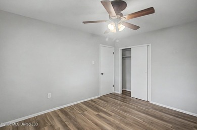 Charming home that is move in ready. This cozy home is waiting - photo 13
