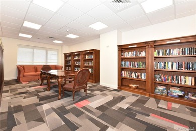 Newly Reduced...Location, Location, Location! Located on the 4th - photo 18