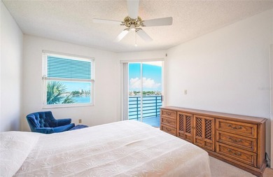 This is a well maintained waterfront unit in Harbourside Condos - photo 22