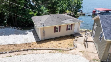 Not one house, but two houses! These homes offer great rental - photo 4