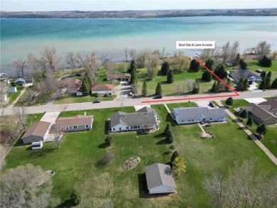 Lake Minnewaska Home For Sale in Starbuck Minnesota